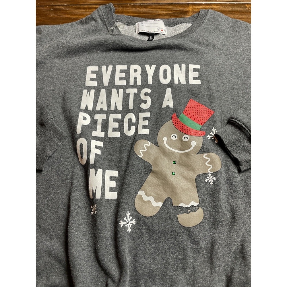 Derek Sweater Women's Size XL Gray *Christmas Gingerbread Man* Snow Flecks Print